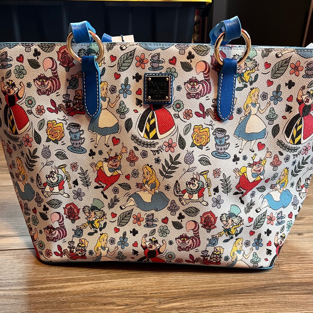 BNWT Alice in Wonderland Dooney and Bourke Tote